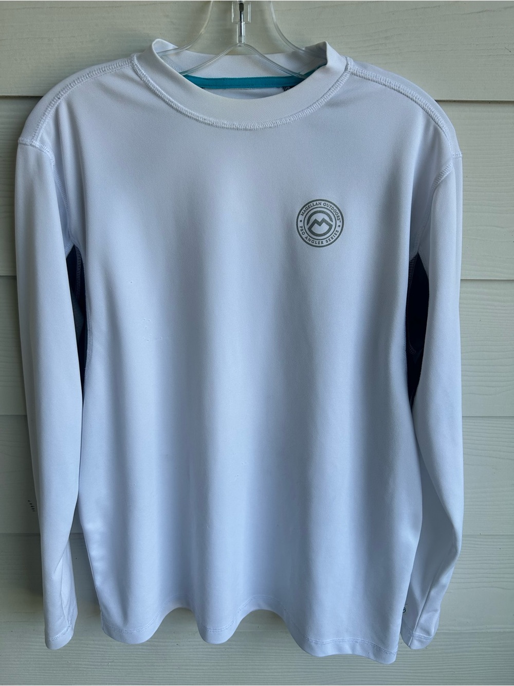 Magellan Outdoors White Crewneck with Navy Trim
